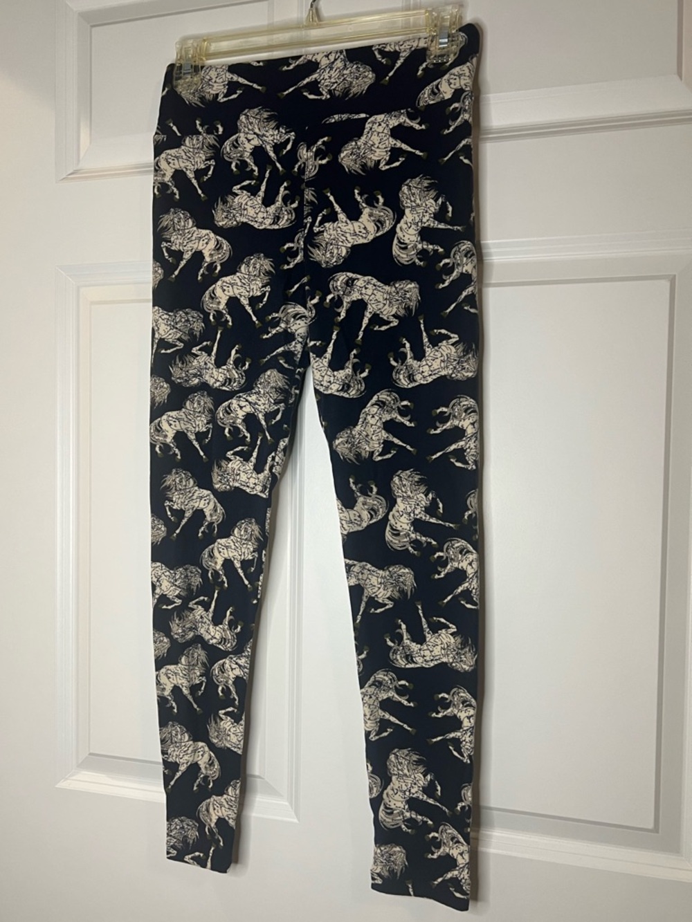 LuLaRoe Navy Leggings with Cream Horse Print
